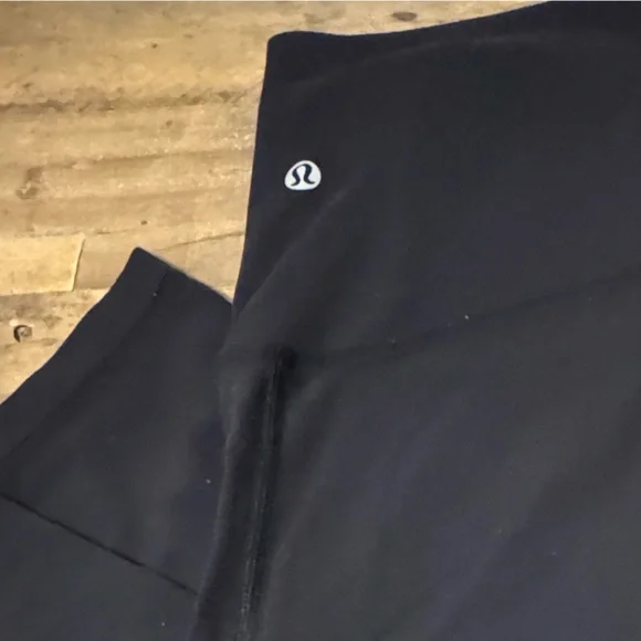 Lululemon Athletica Black Capri Leggings - Picture 5 of 5